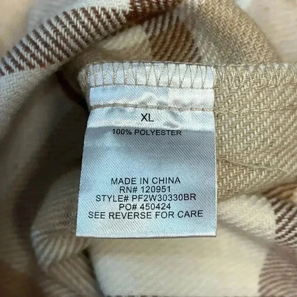 Oak & Meadow NWT Plaid Warm Cozy Cropped Long Sleeve Button-Down XL - Picture 5 of 5